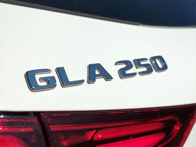 new 2025 Mercedes-Benz GLA 250 car