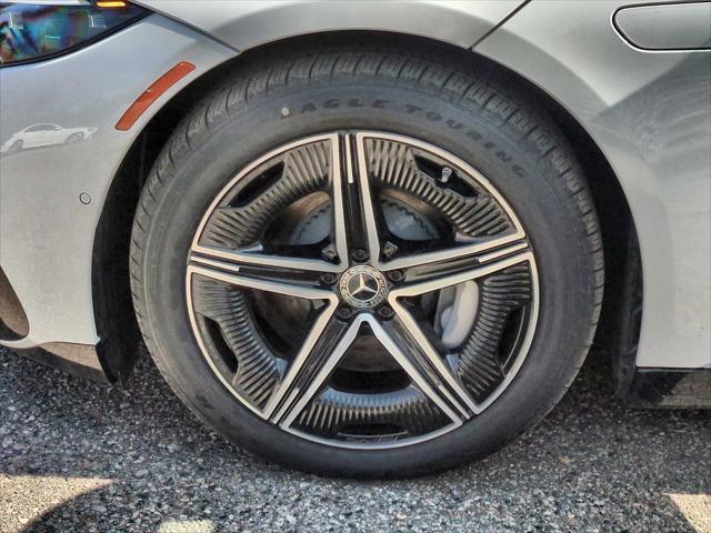 new 2025 Mercedes-Benz EQS 450 car, priced at $109,335