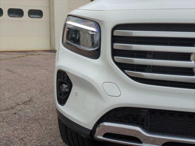 new 2025 Mercedes-Benz GLB 250 car, priced at $49,595