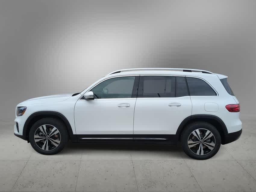 used 2025 Mercedes-Benz GLB 250 car, priced at $46,444
