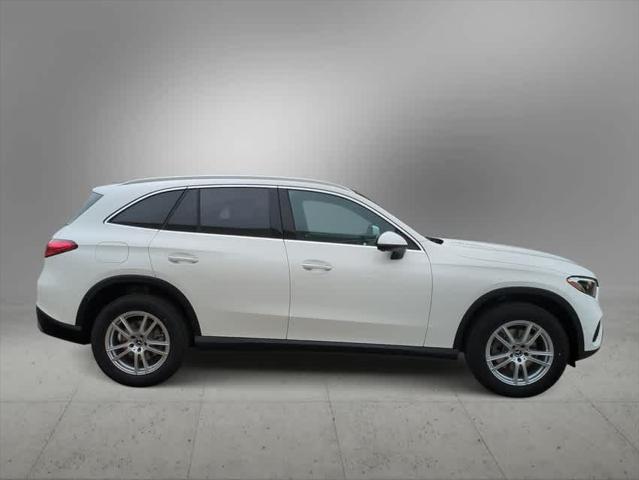 new 2025 Mercedes-Benz GLC 300 car, priced at $56,545