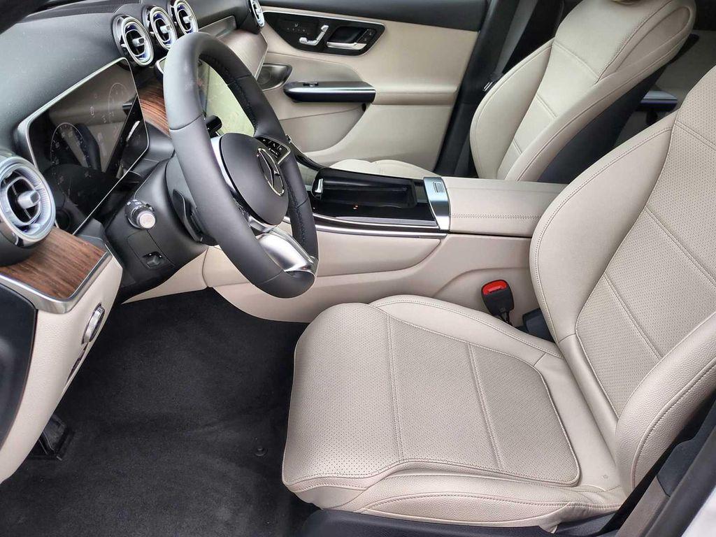 new 2025 Mercedes-Benz GLC 300 car, priced at $56,545