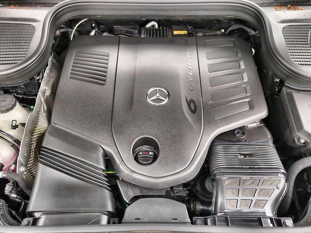 new 2025 Mercedes-Benz GLS 450 car, priced at $91,615
