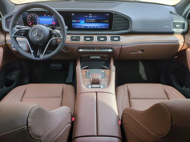 new 2025 Mercedes-Benz GLS 450 car, priced at $92,490