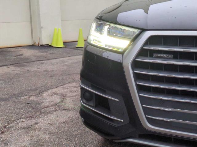 used 2018 Audi Q7 car, priced at $18,500