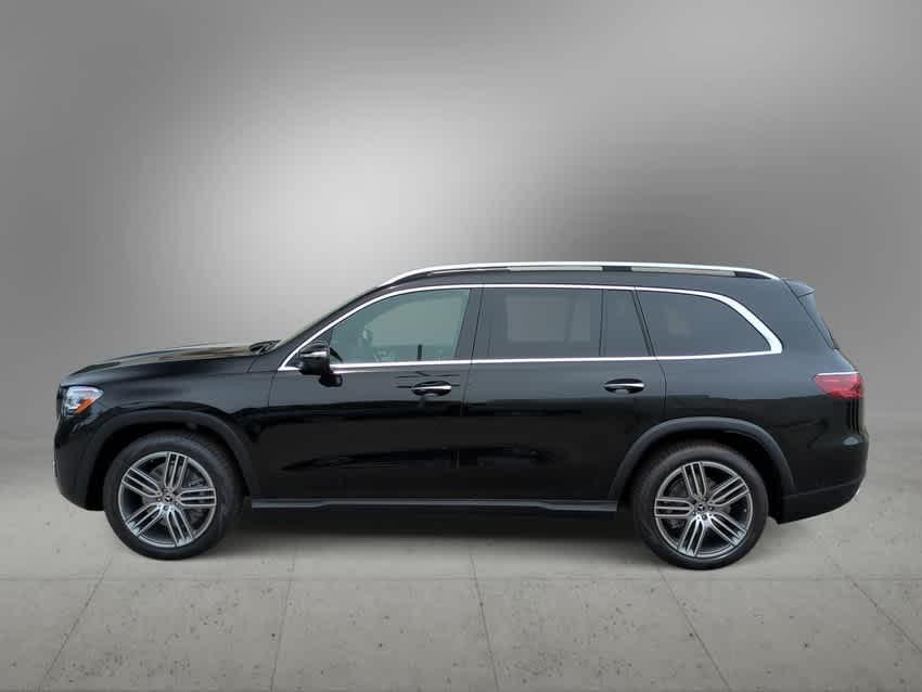 new 2025 Mercedes-Benz GLS 450 car, priced at $91,945