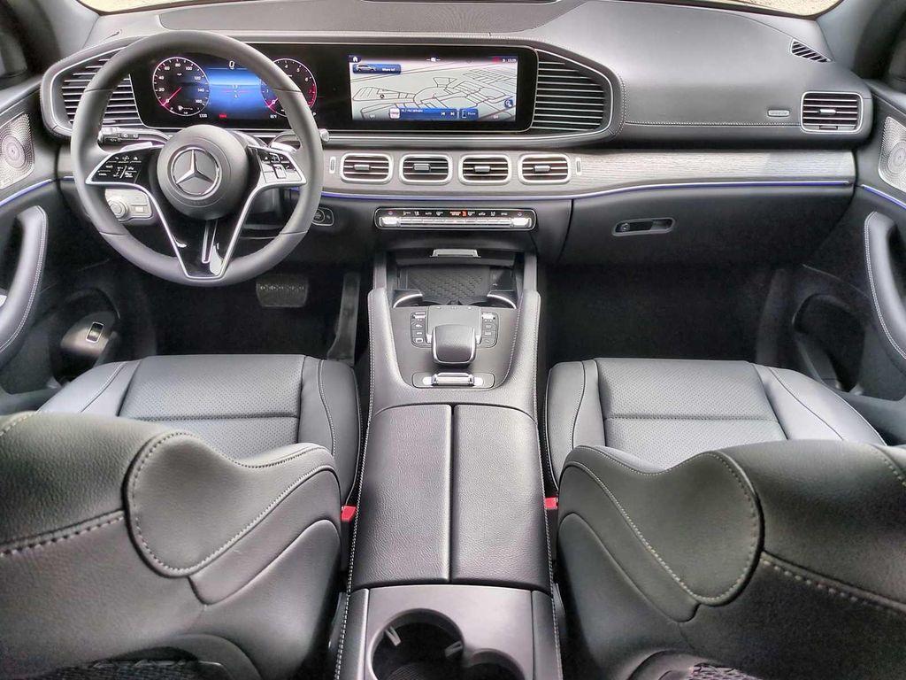 new 2025 Mercedes-Benz GLS 450 car, priced at $91,945
