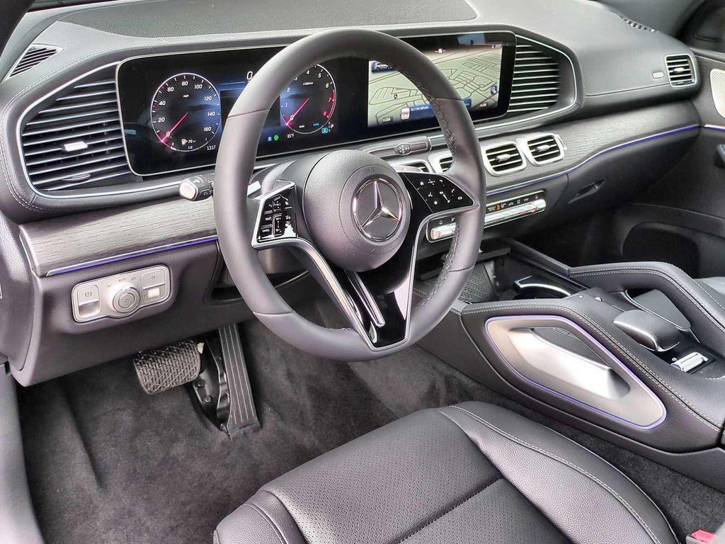 new 2025 Mercedes-Benz GLS 450 car, priced at $91,945