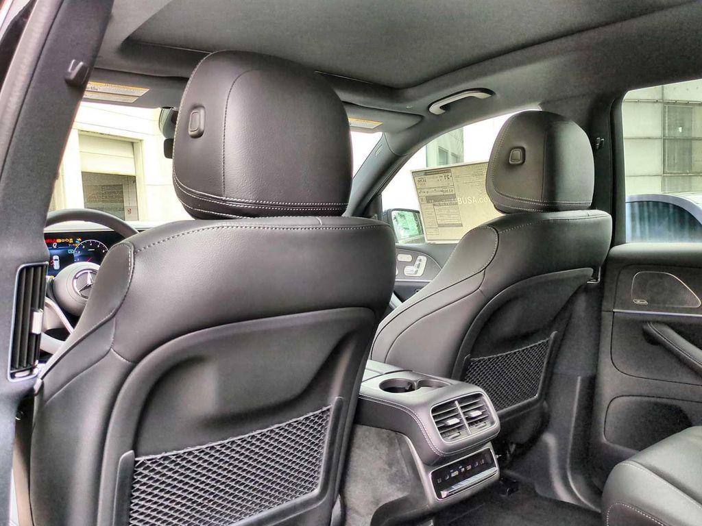 new 2025 Mercedes-Benz GLS 450 car, priced at $91,945