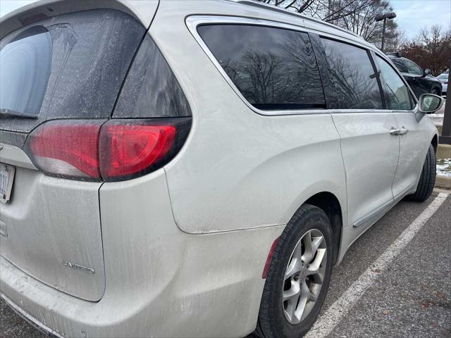 used 2020 Chrysler Pacifica car, priced at $19,186