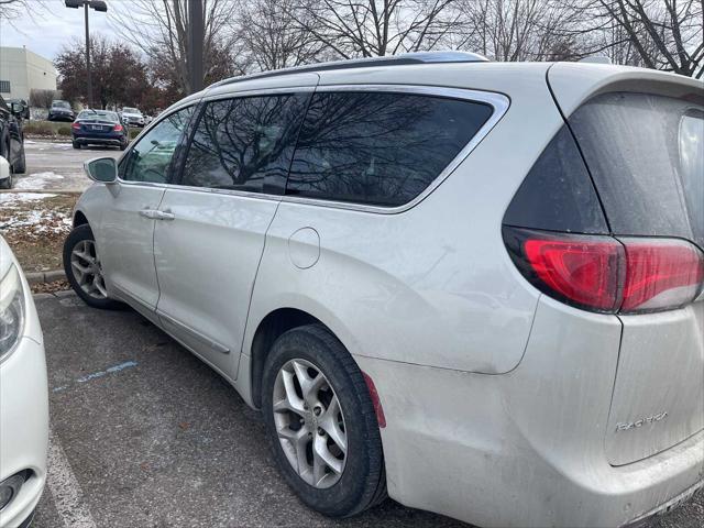 used 2020 Chrysler Pacifica car, priced at $19,186