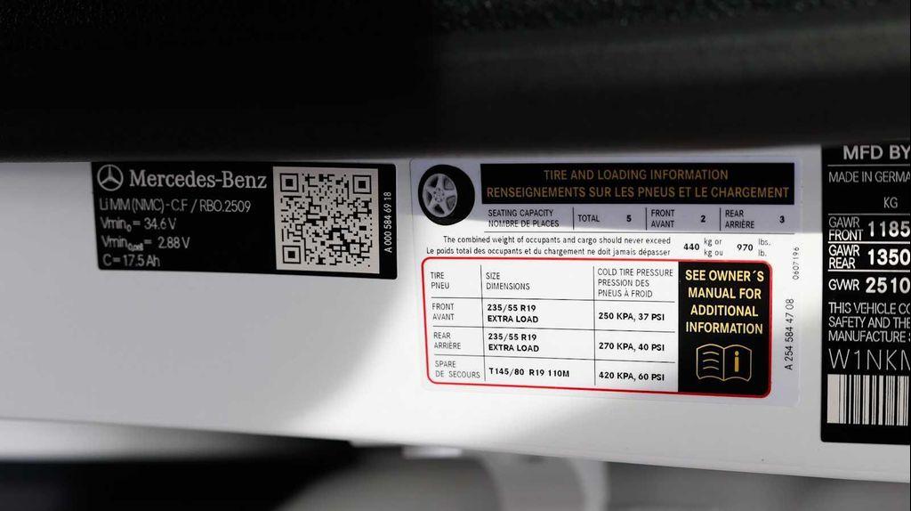 new 2026 Mercedes-Benz GLC 300 car, priced at $59,020