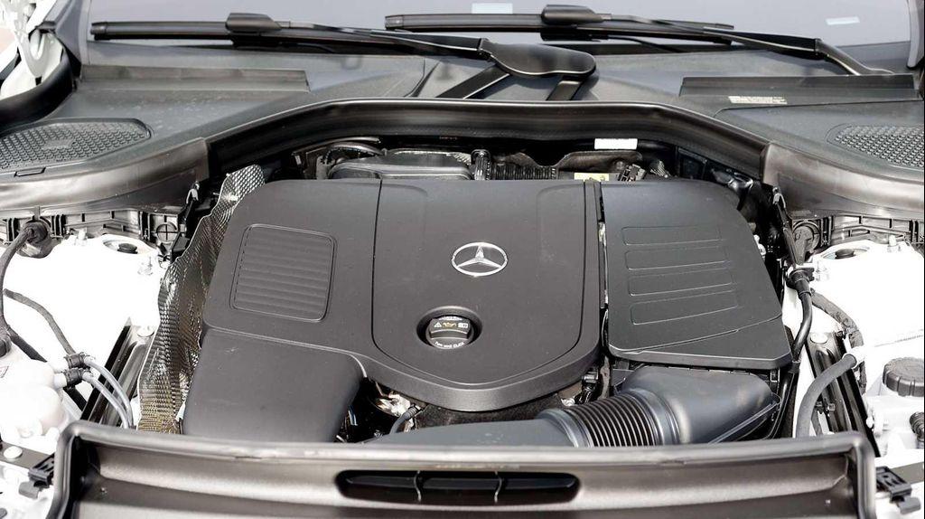 new 2026 Mercedes-Benz GLC 300 car, priced at $59,020