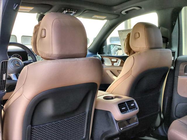 new 2025 Mercedes-Benz GLS 450 car, priced at $98,905