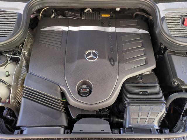 new 2025 Mercedes-Benz GLS 450 car, priced at $98,905