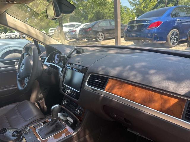 used 2014 Volkswagen Touareg car, priced at $13,999