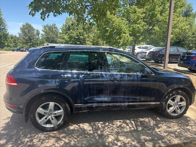 used 2014 Volkswagen Touareg car, priced at $13,999