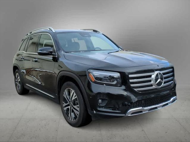 new 2024 Mercedes-Benz GLB 250 car, priced at $41,001