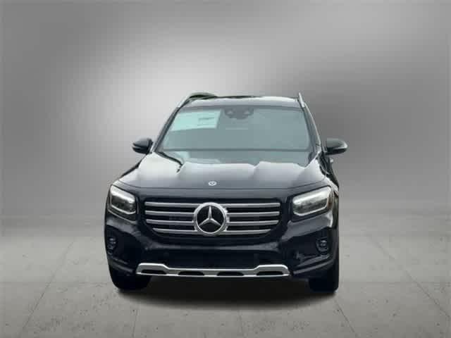 new 2024 Mercedes-Benz GLB 250 car, priced at $53,215