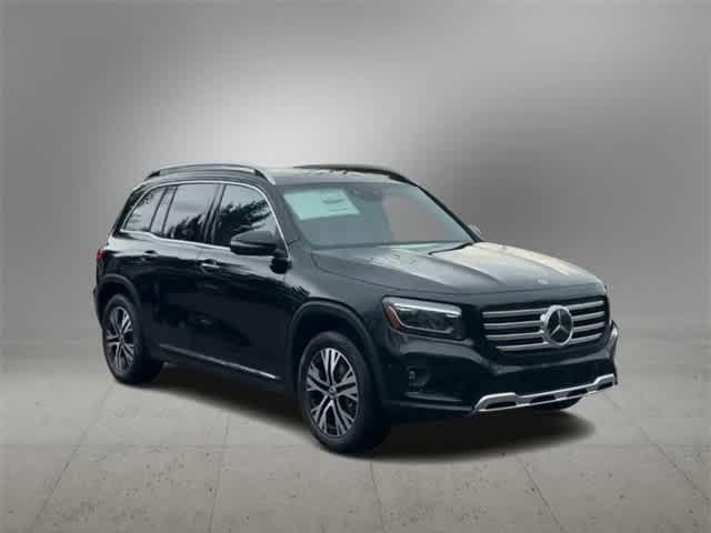 new 2024 Mercedes-Benz GLB 250 car, priced at $53,215