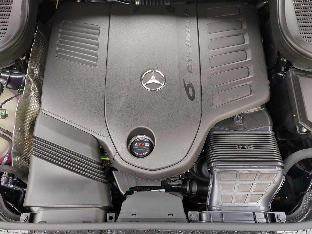 new 2025 Mercedes-Benz GLS 450 car, priced at $95,685