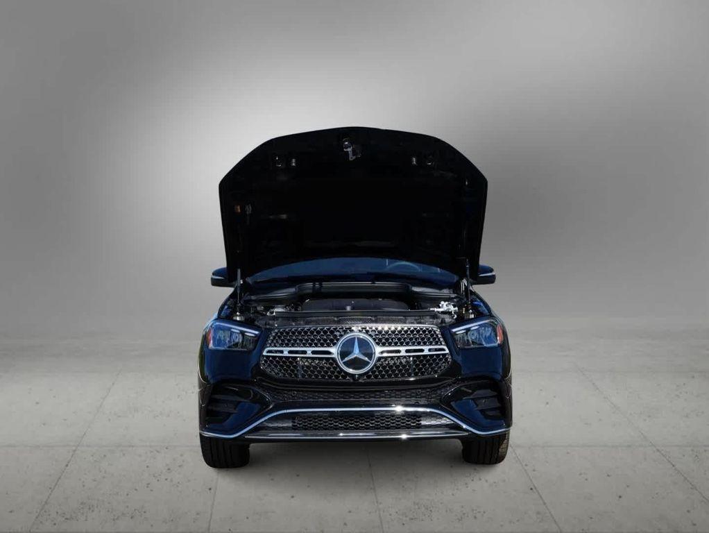 new 2026 Mercedes-Benz GLE 450 car, priced at $82,150