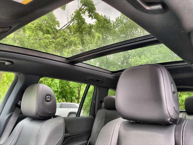 new 2025 Mercedes-Benz GLS 450 car, priced at $91,945