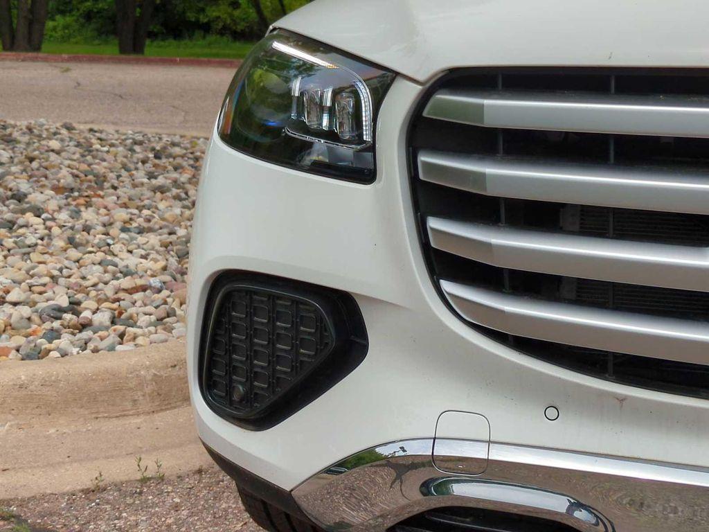 new 2025 Mercedes-Benz GLS 450 car, priced at $91,945