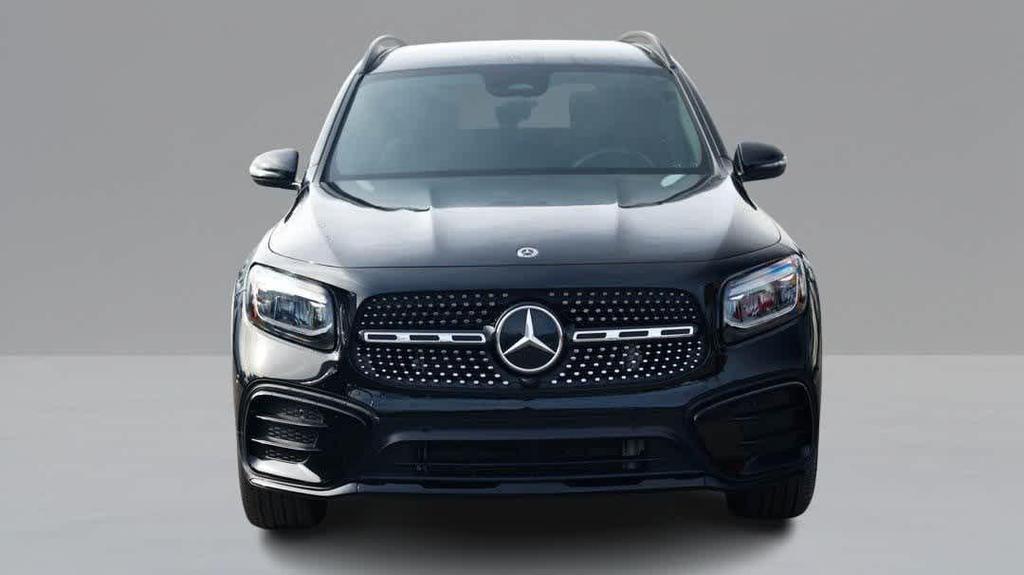 used 2025 Mercedes-Benz GLB 250 car, priced at $39,133