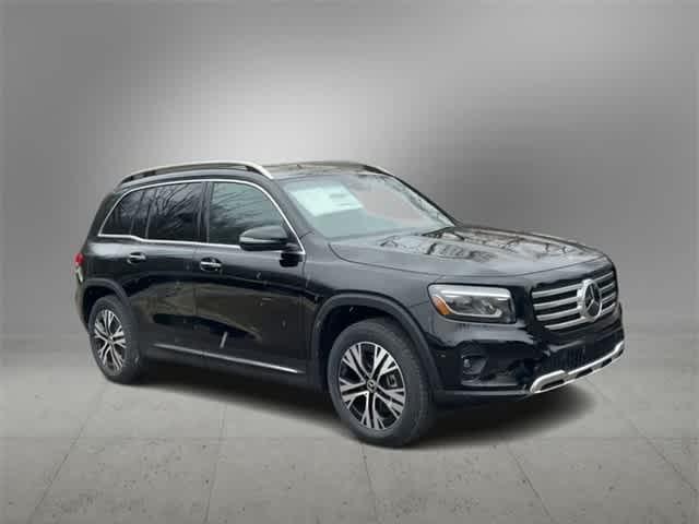 new 2024 Mercedes-Benz GLB 250 car, priced at $49,995