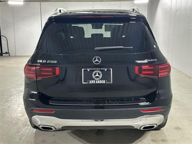 new 2024 Mercedes-Benz GLB 250 car, priced at $49,995