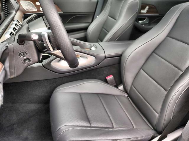 new 2025 Mercedes-Benz GLS 450 car, priced at $95,365
