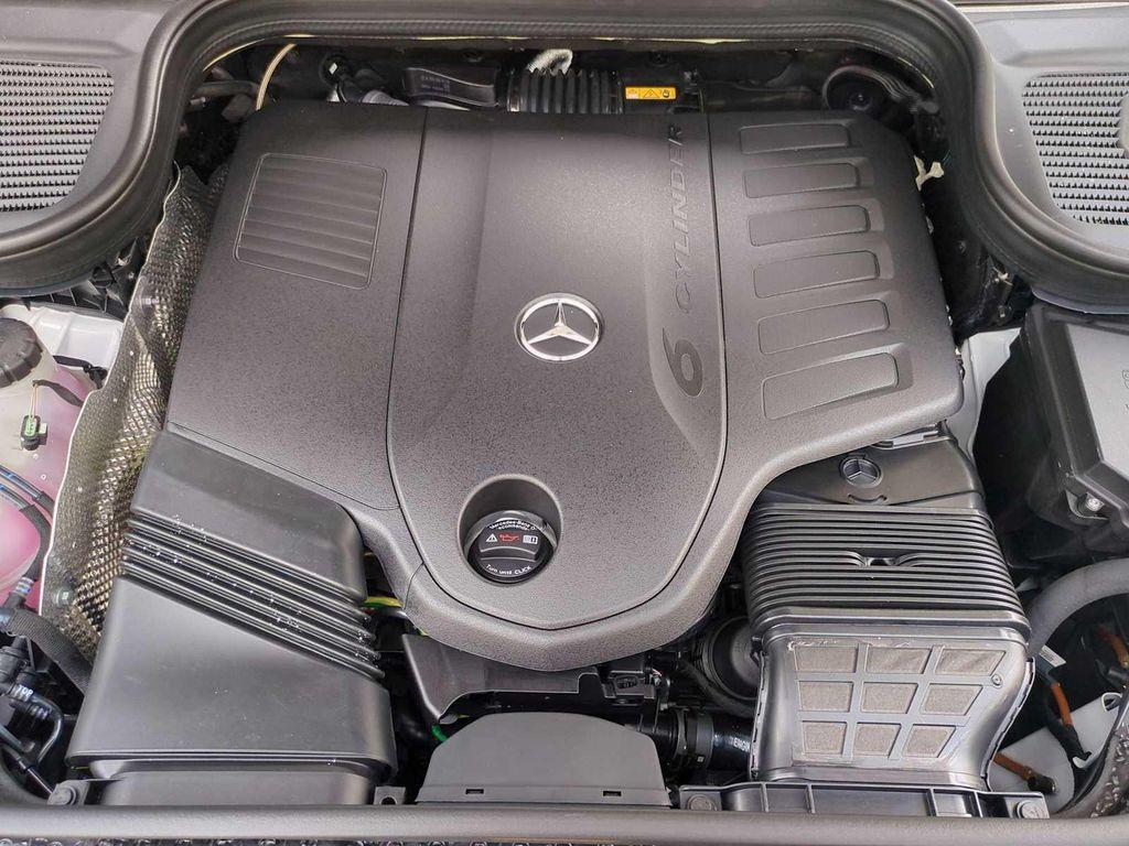 new 2025 Mercedes-Benz GLS 450 car, priced at $97,430