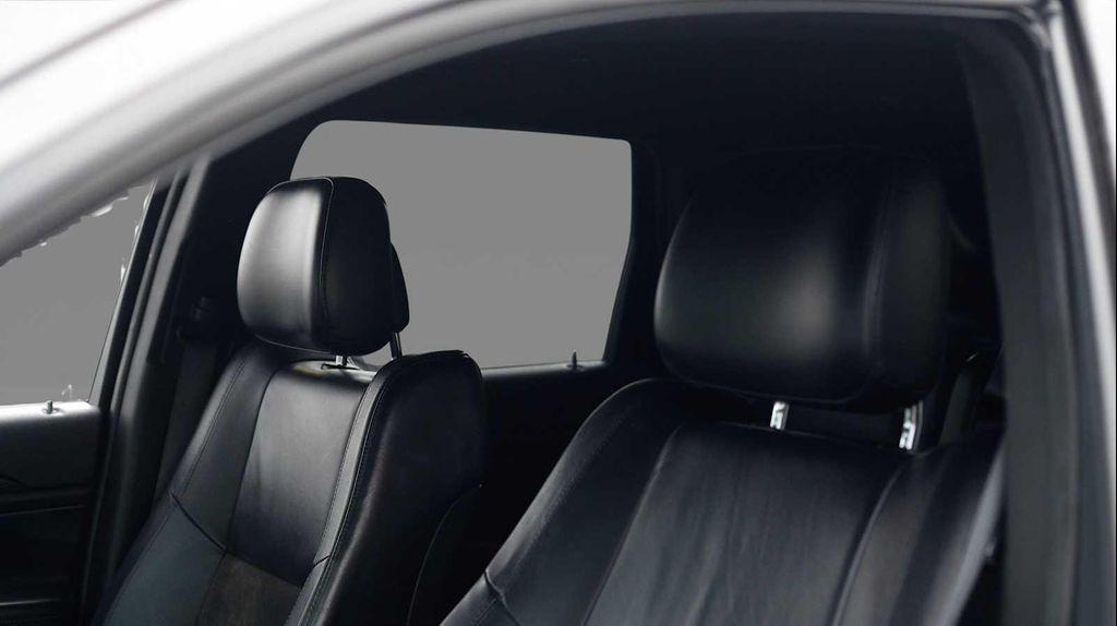 used 2019 Jeep Grand Cherokee car, priced at $18,546