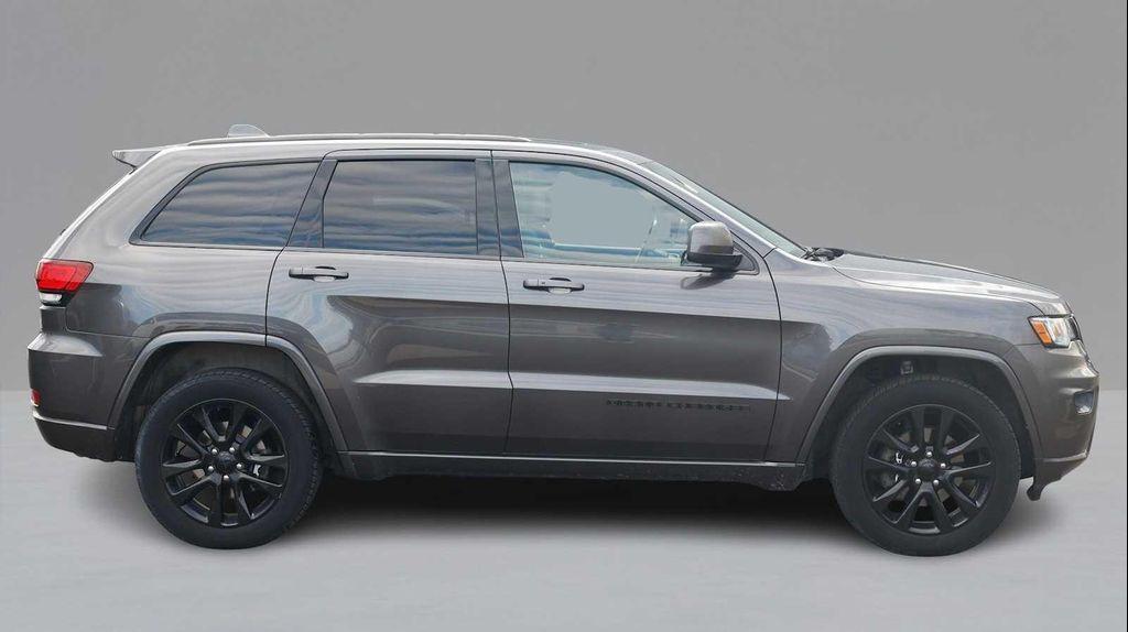 used 2019 Jeep Grand Cherokee car, priced at $18,546