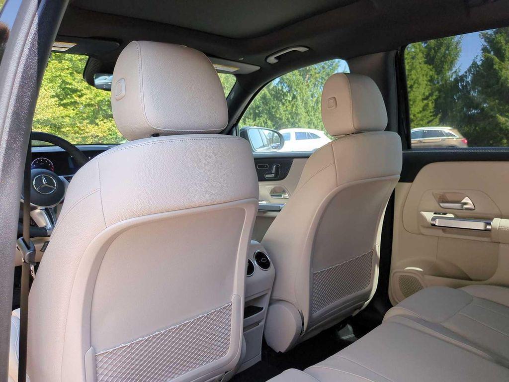 used 2025 Mercedes-Benz GLB 250 car, priced at $44,888