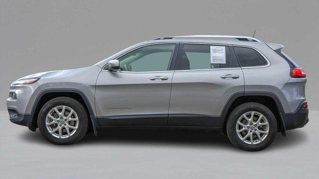 used 2016 Jeep Cherokee car, priced at $9,999