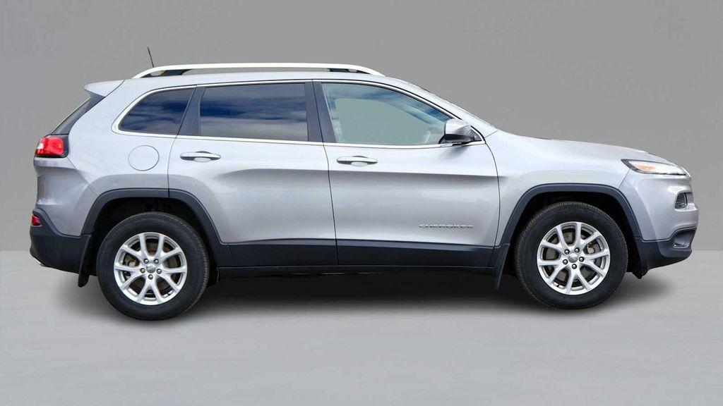 used 2016 Jeep Cherokee car, priced at $9,999