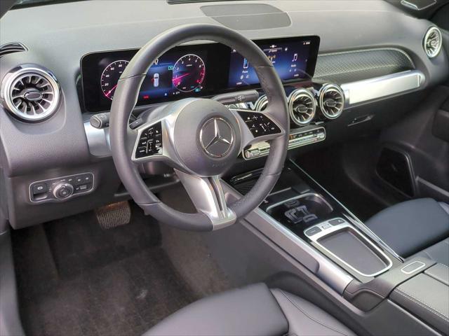 new 2024 Mercedes-Benz GLB 250 car, priced at $45,500