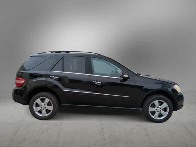 used 2007 Mercedes-Benz M-Class car, priced at $8,100
