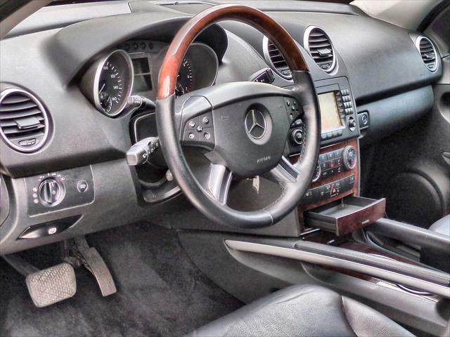 used 2007 Mercedes-Benz M-Class car, priced at $8,100