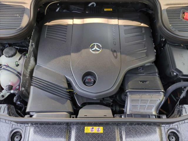 new 2024 Mercedes-Benz GLS 450 car