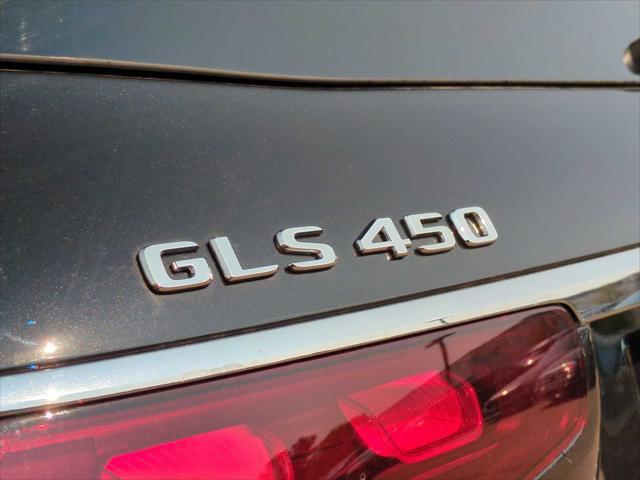 new 2024 Mercedes-Benz GLS 450 car