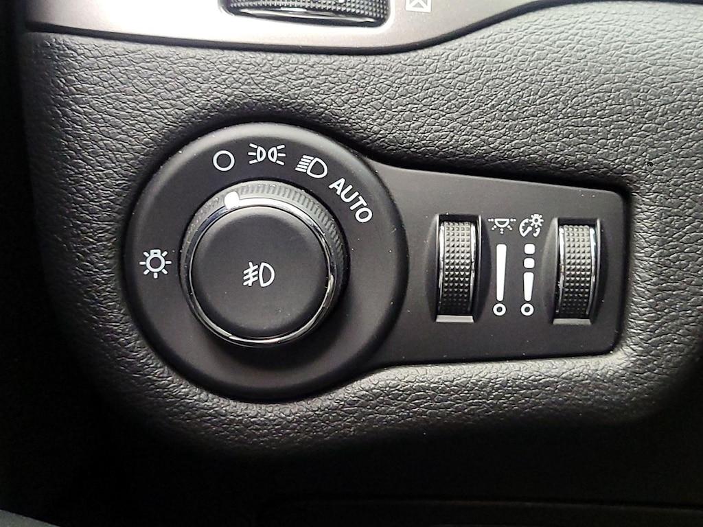 used 2021 Jeep Cherokee car, priced at $22,998