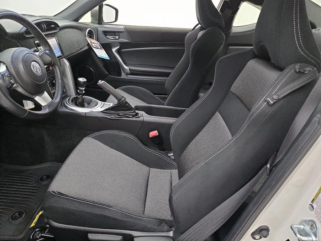 used 2019 Toyota 86 car, priced at $27,998