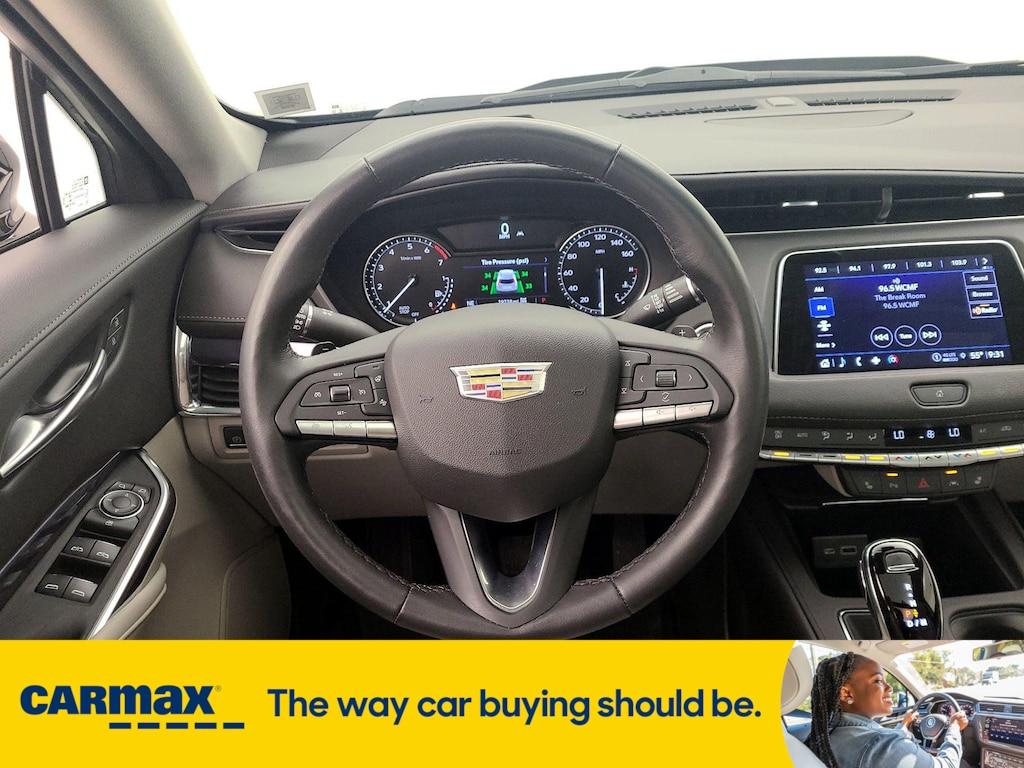 used 2023 Cadillac XT4 car, priced at $32,998