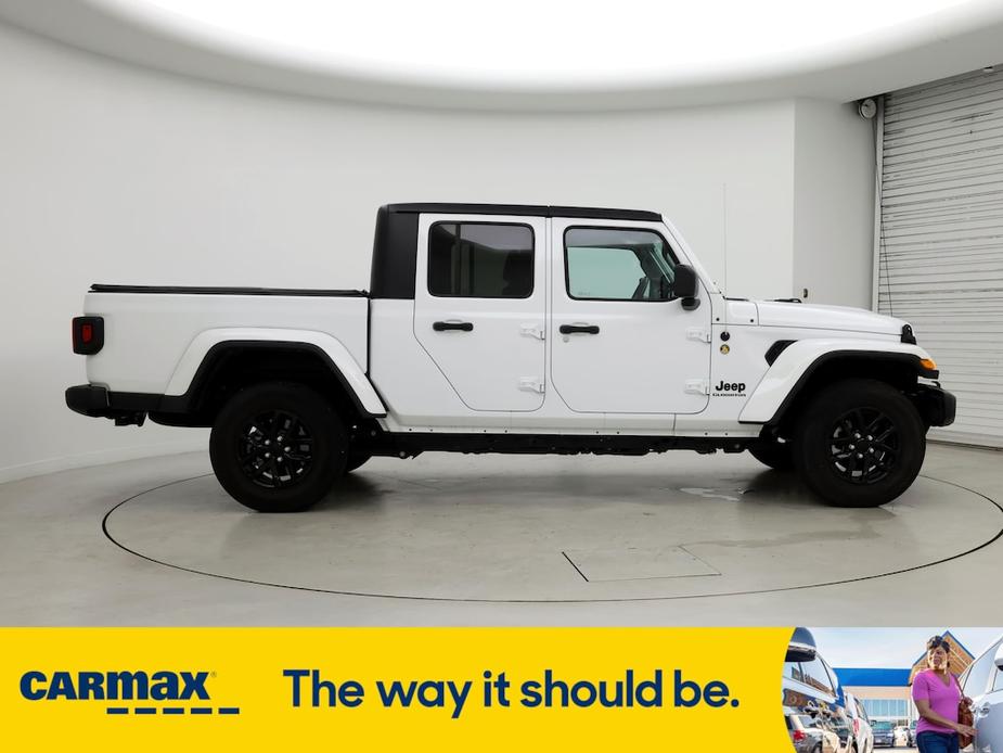 used 2022 Jeep Gladiator car, priced at $34,998