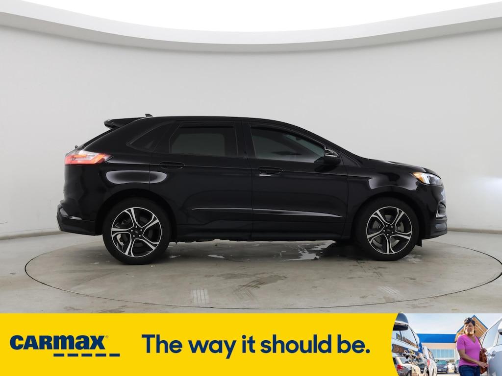 used 2022 Ford Edge car, priced at $29,998
