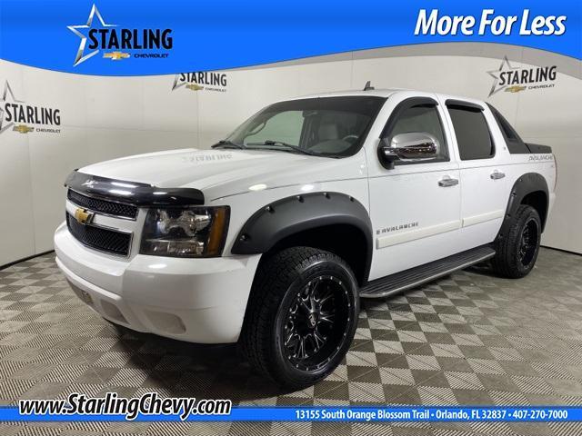 used 2008 Chevrolet Avalanche car, priced at $14,940
