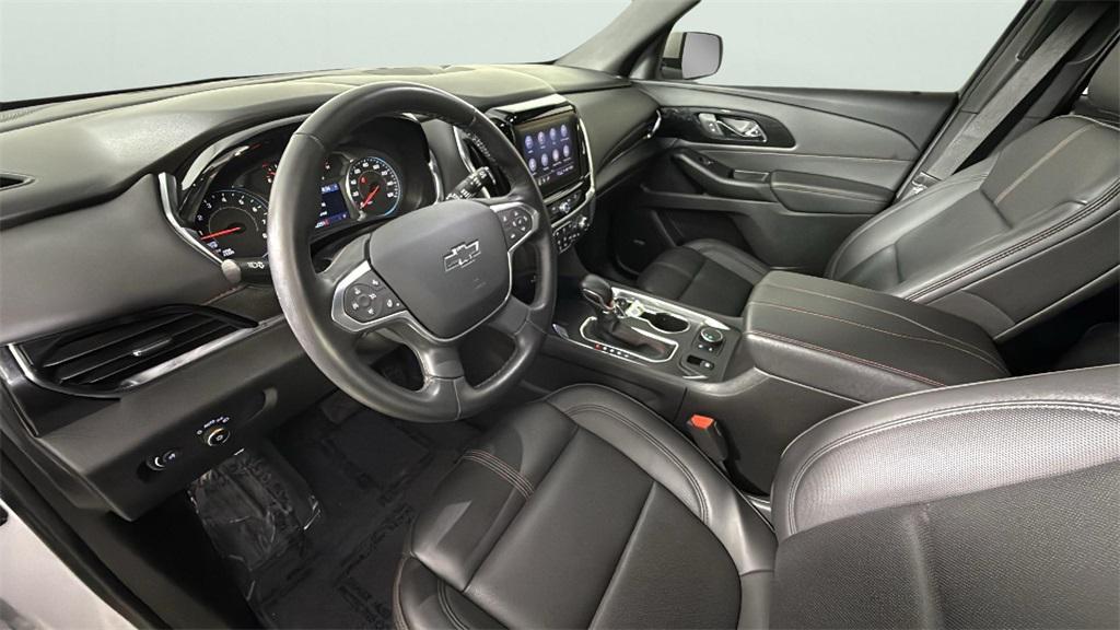 used 2023 Chevrolet Traverse car, priced at $33,705